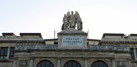 TEATRO VITTORIO EMANUELE, QUELLO CHE I MIMI NON DICONO