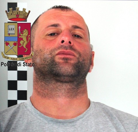 SVENTATO FURTO A VILLAGGIO ALDISIO. BLOCCATI DUE LADRI: UNO HA 15 ANNI