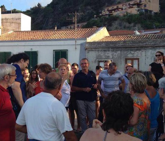 FOCUS ACQUALADRONE: DE COLA E PANARELLO INCONTRANO I RESIDENTI, PRESTO 100 MILA EURO PER OGNI QUARTIERE