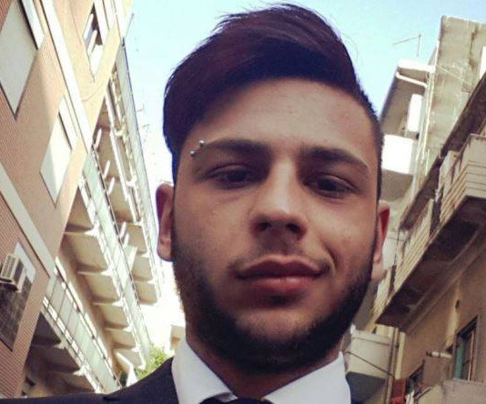 MORTE ANDREA SCAGLIONE, CAPAREZZA RICORDA IL GIOVANE DURANTE UN CONCERTO A CATANIA