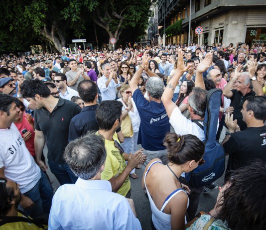 L’ISOLA DEL TESORO … POLITICO: MARTEDI’ ANCHE FRASSICA DARA’ VOCE AI “SI”