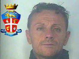 EVADE DAI DOMICILIARI: ARRESTATO