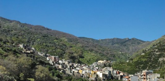 SCUOLA: SCONGIURATA LA CHIUSURA DEL PLESSO DI ALTOLIA