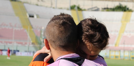 CALCIO, ACR MESSINA: E’ CRISI NERISSIMA, SECONDA “MANITA” CON LA CASERTANA (FOTOGALLERY)