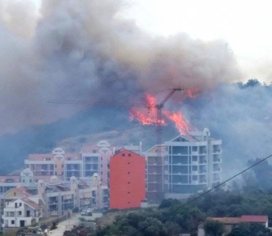 INCENDIO A MINISSALE: PAURA TRA GLI ABITANTI DELLA ZONA SUD