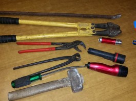 VILLAFRANCA: SVENTATO FURTO, UN ARRESTO