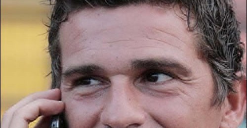 LEGAPRO, SAVONA:L’EX ALLENATORE ACCUSA, “DI NAPOLI PAGA PER ALLENARE”. PRONTA REPLICA DI RE ARTU’, “MI FA TENEREZZA”