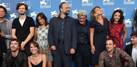 MESSINA SUL RED CARPET VENEZIANO CON FEDERICA DE COLA E “IL GIOVANE FAVOLOSO”
