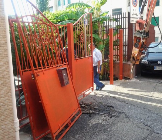 SEDUTE QUINTO QUARTIERE IN VIA NICARAGUA PER PROTESTA, NUOVA VIABILITA’ A SAN LICANDRO