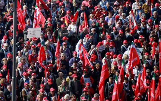 Delegazione peloritana di Sel a manifestazione Cgil contro Jobs Act, Lucchesi: “Articolo 18 va esteso”