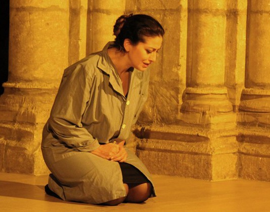 Un “Raptus” di applausi per la straordinaria Carmelinda Gentile