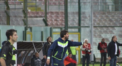 Calcio, Acr Messina: i convocati di Grassadonia per la gara con l’Ischia. Fuori Pepe,Nigro e Paez, tornano Izzillo e Donarumma