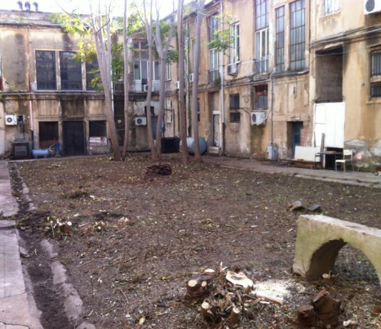 Recuperato il cortile dell’isolato 88, Palano Quero: “Tornerà fruibile anche per i bambini della scuola Manzoni”