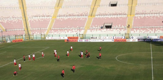 Calcio Lega Pro. Messina poco incisivo, Foggia cinico: finisce 0-1 al San Filippo