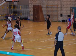 Basket serie B femminile. Alla Rescifina l’andata della stracittadina con il Cus Unime 64-58