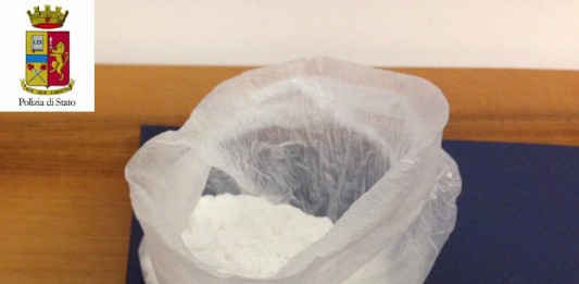 Centro grammi di cocaina sul bus di linea Messina – Tortorici, in manette 31enne intercettato al casello