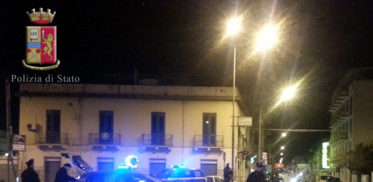 Volanti al lavoro, due arresti in flagranza
