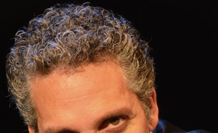 Beppe Fiorello è Modugno al Teatro Vittorio Emanuele dal 7 gennaio