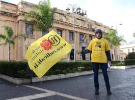 Garante detenuti, i radicali denunciano Crocetta per danno erariale. Manifestazione al Tribunale
