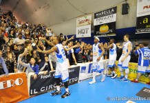 Basket. Serie A Beko. Delirio Orlandina. Battuti i Campioni d’Italia dell’EA7 Milano 71-57