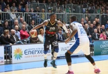 Basket Serie A Beko. L’Orlandina nulla può contro Cantù e Metta World Peace ed è sconfitta 73-51