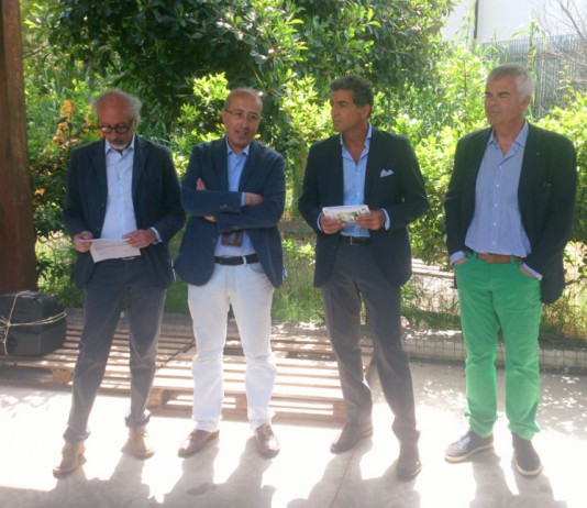 CapitaleMessina sulla sfiducia ad Accorinti: “la Politica si assuma le proprie responsabilità, basta giochetti”