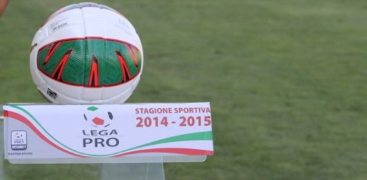CalcioLega Pro Gir. C – Torneo finito. Benevento, J.Stabia e Matera ai play-off, la Reggina è in serie D. Messina-Savoia e Aversa-Ischia si giocheranno la salvezza ai play-out. Ma sarà così anche per i giudici federali?