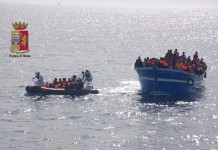 Sbarco del 4 maggio, la polizia arresta uno scafista tunisino. Il racconto dei profughi, “abbiamo pagato 1500 dollari a testa”