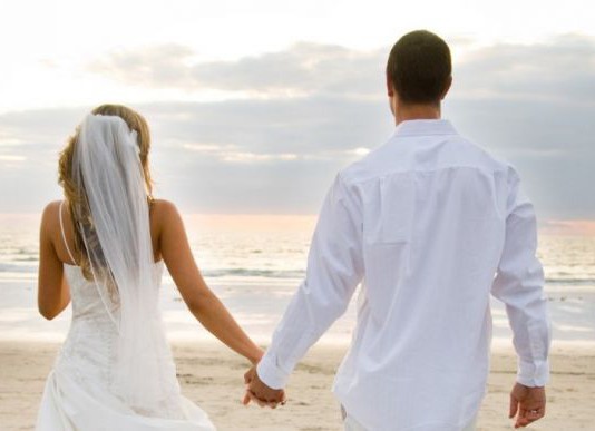 L’anima gemella in un click: l’agenzia matrimoniale è online