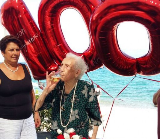 Compie 100 anni: da Palazzo Zanca fiori e regali per nonna Lilla Vadalà (fotogallery)