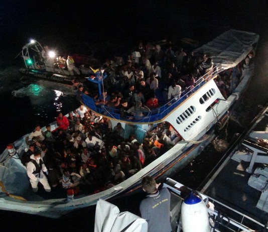 Sbarco al porto di Messina: arrestati quattro scafisti egiziani, uno minorenne