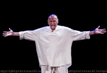 Forte Teatro Festival. “In veste di rosa”, un potenziale inespresso