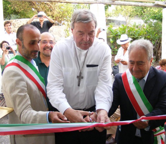 Eoliani nel mondo, ricordati a Salina padre Lo Schiavo e Bob Santamaria