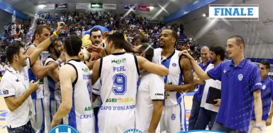 Basket Serie A Beko – Esordio da urlo: Capo d’Orlando batte Cantù 73-65