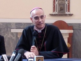 Mons. Raspanti si presenta alla città: “Non avrò molto tempo, ma sono per la chiarezza”