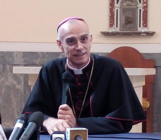 Mons. Raspanti si presenta alla città: “Non avrò molto tempo, ma sono per la chiarezza”