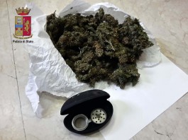 Fermati con oltre mezzo chilo di marijuana a Piazza Cairoli: due giovani in manette