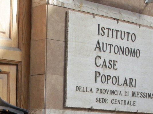 L’Agenzia per il risanamento al posto dello Iacp, la Giunta De Luca al lavoro