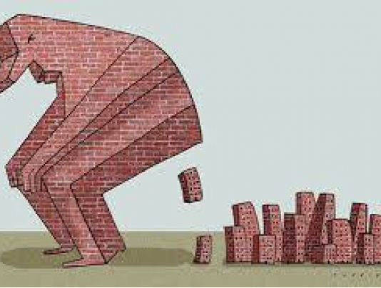 La farsa ambientale di Accorinti, de Cola & C.