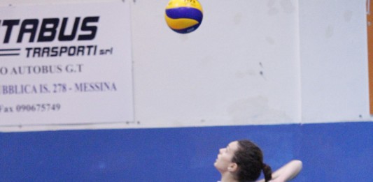 Volley. Serie C femminile, la Cresci in Rete domina la Semper: 3-0 il finale. Mister Russo: “Prova di grande maturità”