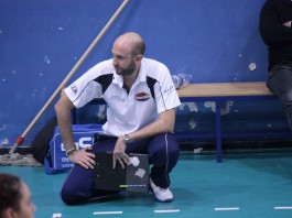 Volley. Serie C femminile, la Cresci in Rete sconfitta ad Aci Catena. Mister Russo: “Peccato, occasione sprecata”