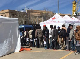 Nuovo sbarco al Molo Marconi: 536 i migranti, uno in gravi condizioni