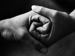 Lo sfogo di un assistente sociale: “Messina madre maligna”