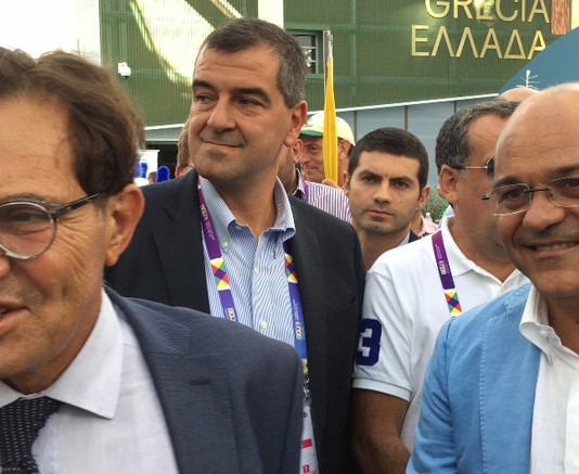 Pd: Antoci molla Renzi per Emiliano