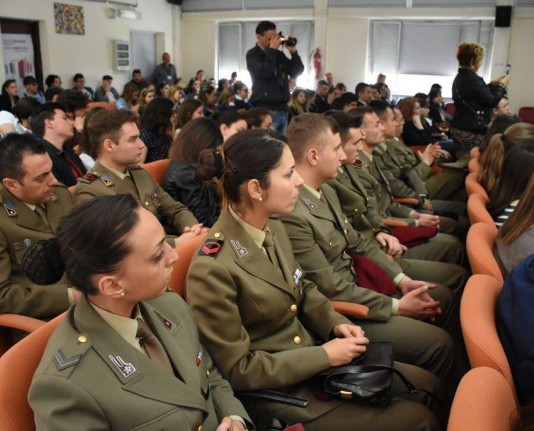 L’Esercito combatte, Messina c’è