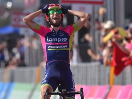 Giro d’Italia 2016 – 5a Tappa – In Calabria sfreccia Ulissi. Dumoulin torna in rosa. Nibali cresce. (Arrivo e Classifica)