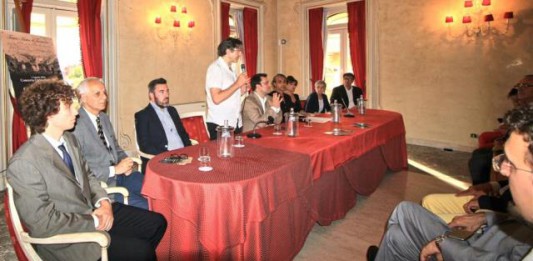 Taormina opera stars ad agosto propone al Teatro Antico “Urlo Mediterraneo”, “Cavalleria Rusticana”, “Tosca” ed un concerto diretto da Peter Tiboris