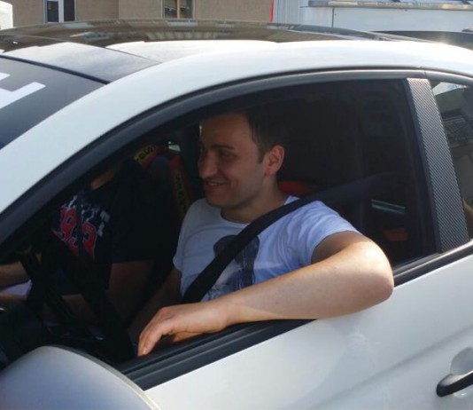 Gugliandolo e la 500 Abarth, su fb il video di una corsa e i commenti degli amici