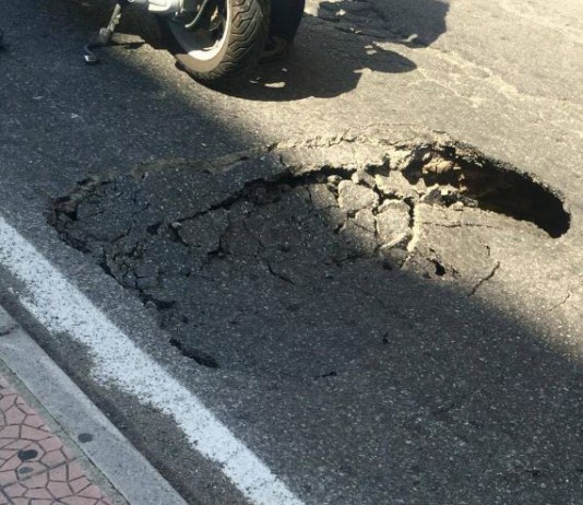 Messina città “sicura”: si apre voragine in via Cesare Battisti