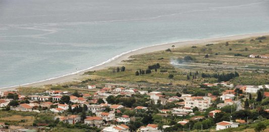 Abusivismo edilizio a Casabianca: giro di vite della Capitaneria di Porto